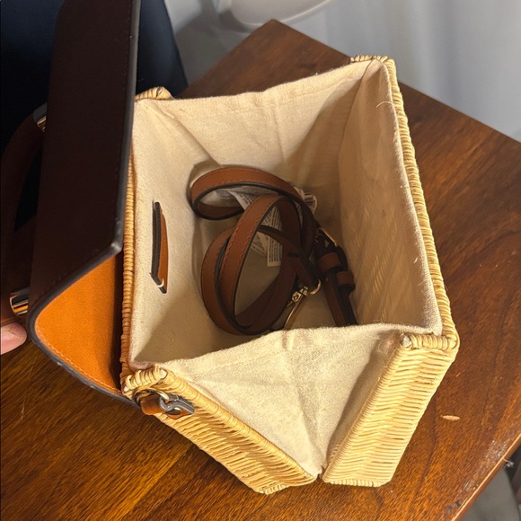 Mango Tan and Cream Woven Satchel - Picture 4 of 6